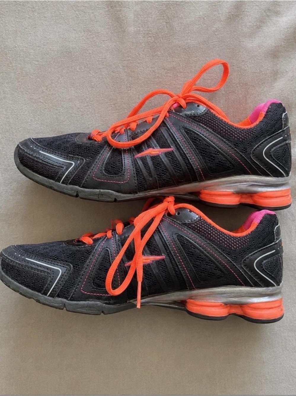 Avia Cantilever Women’s 8.5 Black Neon Orange Pink Y2K Running Shoes
